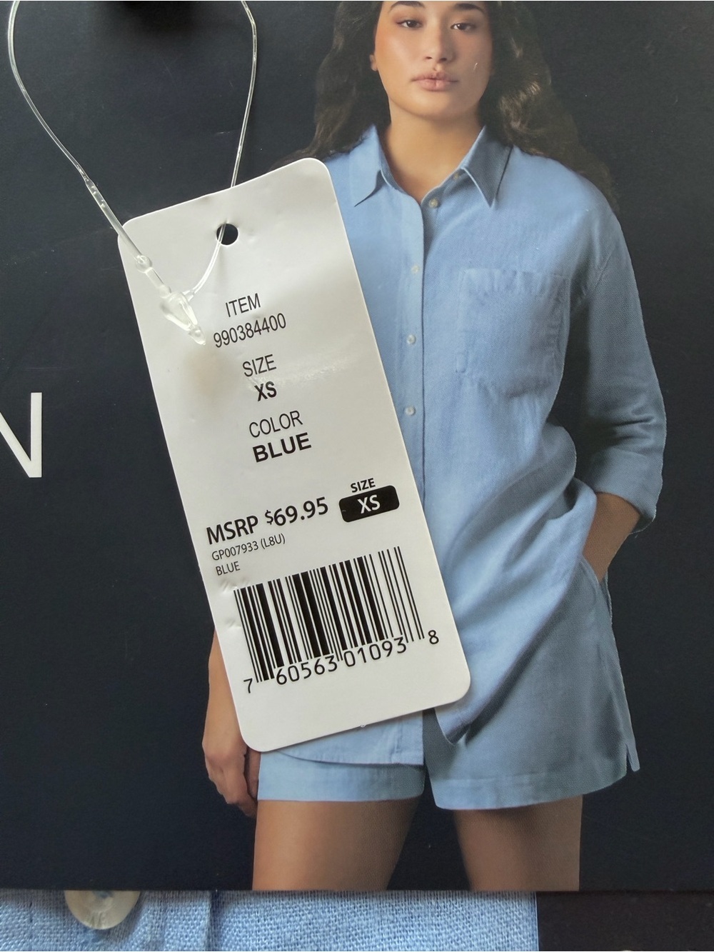 NWT Women's 2-pack Linen Button Down Shirt - Light Blue XS (G4) - Picture 2 of 4